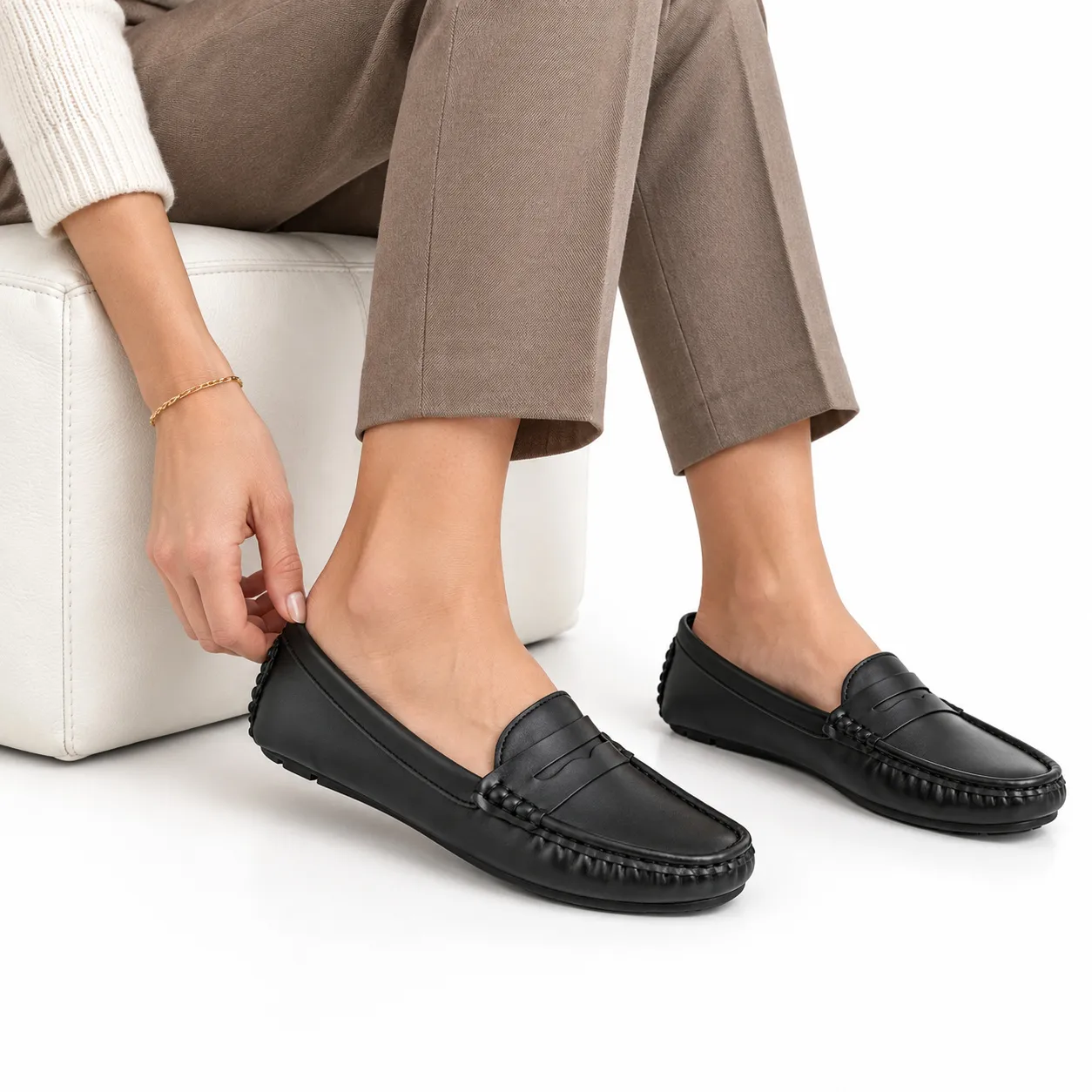 Mocassin pour femme M2024 noir ...........  .....