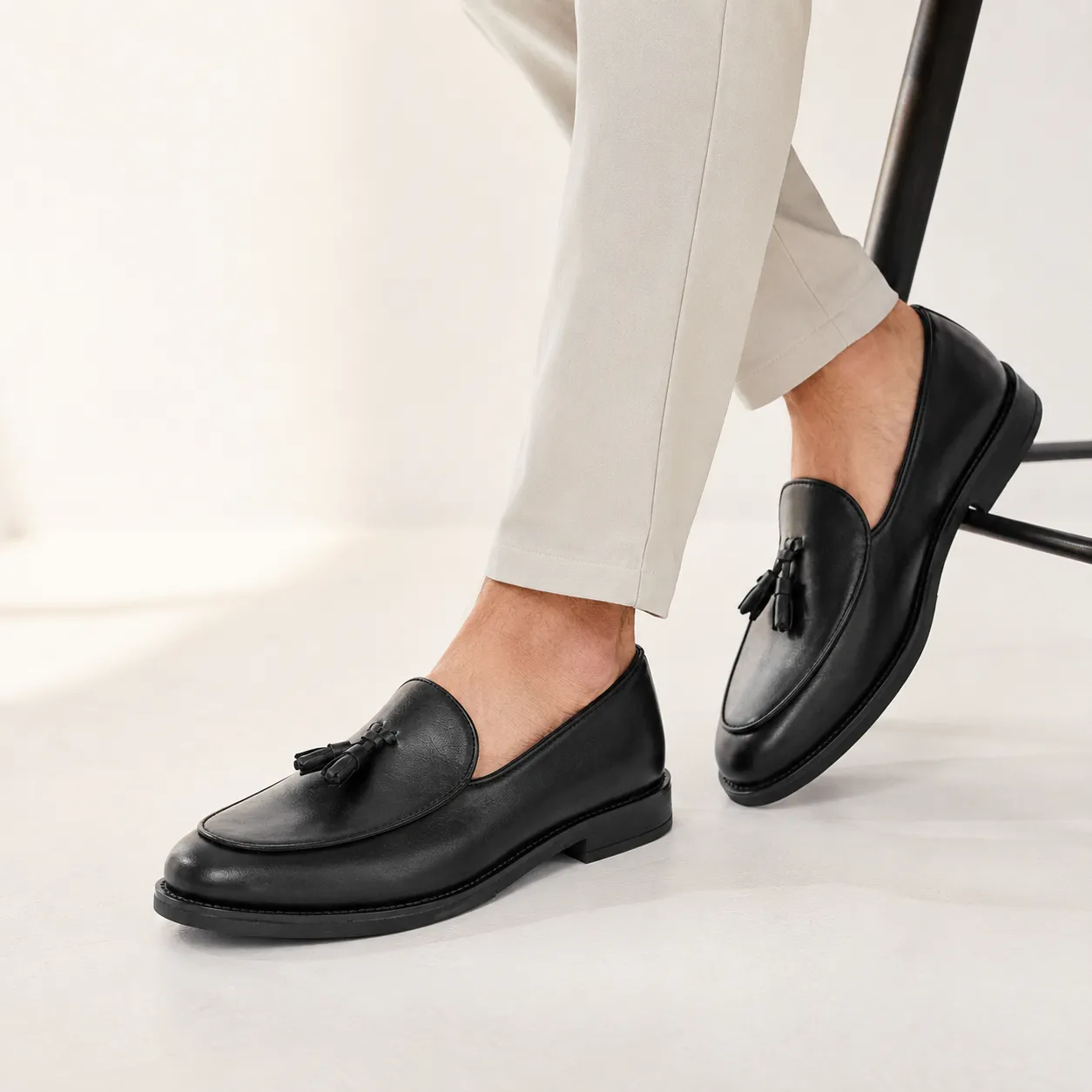 Chaussure pour homme 210 noir.......... miniature